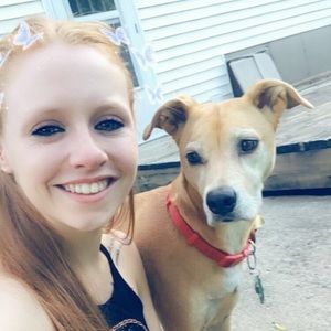 Meet your Posher, Courtney